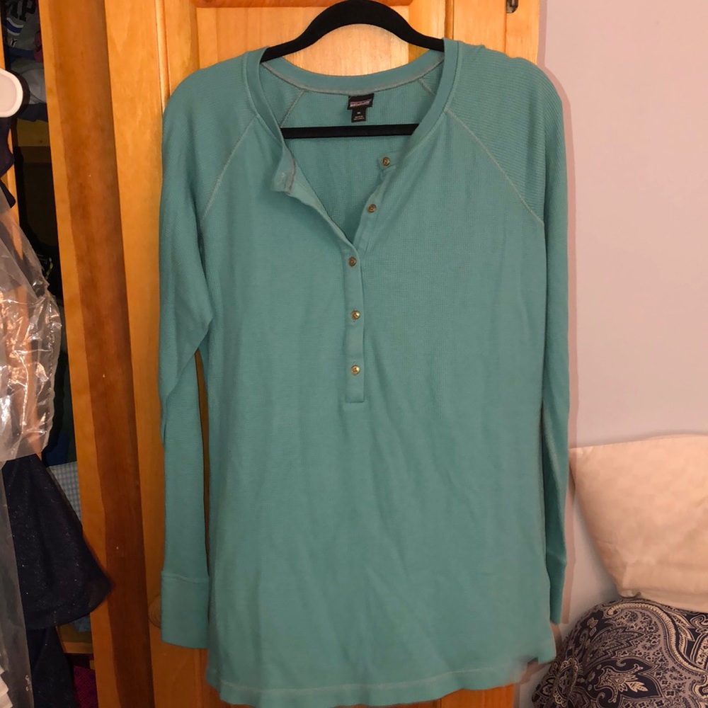 Patagonia long-sleeve thermal top, waffle material